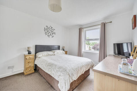 1319991-12-68790b...