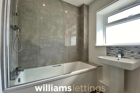 Richard Hughes Close, Gronant, LL19 photo 3