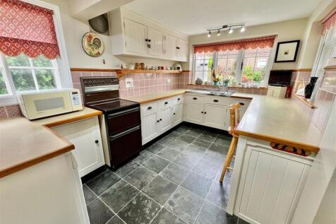 Kitchen.jpg