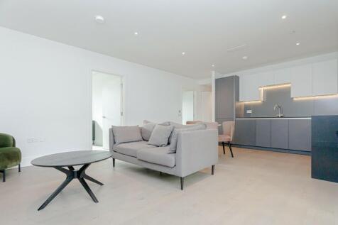 16, Creston House, Gartons Way, London, SW11 photo 4