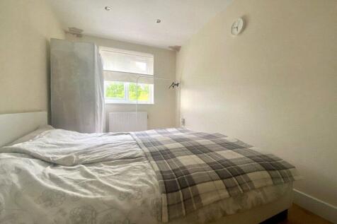 Lodge Road, Southampton, Hampshire, SO14 photo 4