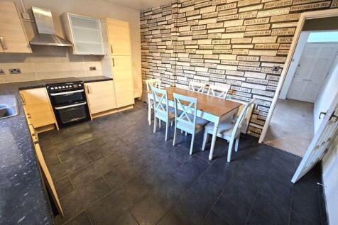 Charlton Road, Kingswood, Bristol photo 5