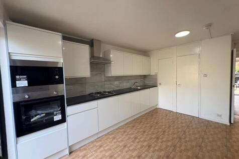 Overbury Street, London, E5 photo 5