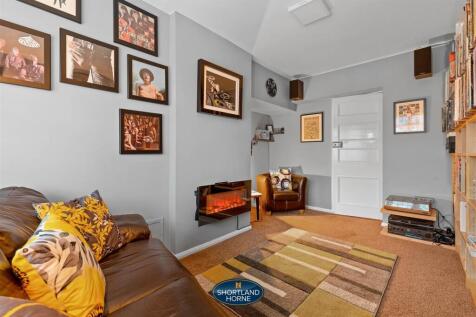 2 Asthill Croft (68 of 68).jpg