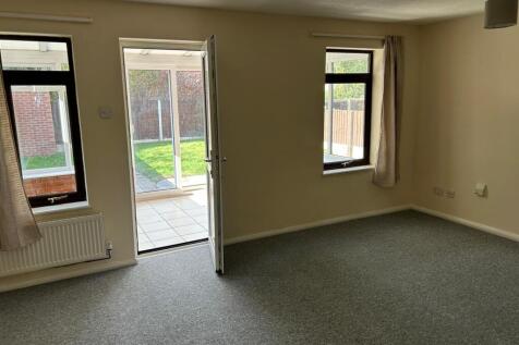 Brecknock Court, Leegomery, Telford, TF1 photo 4