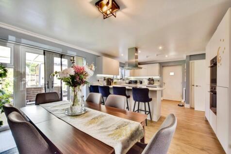 Click to visit Rightmove listing