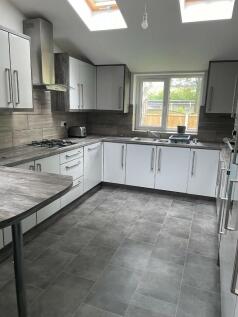 £180 pppw, Daisy Bank Road, Manchester, M14 photo 3