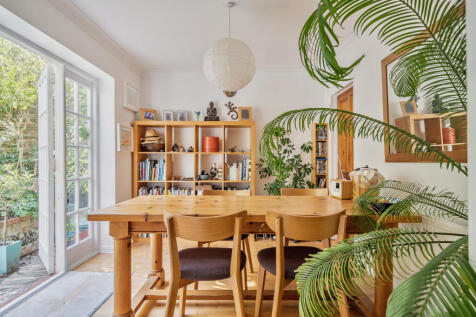 1334480-13-68937d...