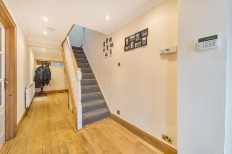 1387290-16-693801...