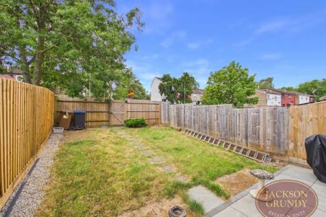 Lower Meadow Court