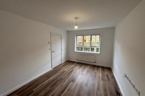 Sussex Street, Salford photo 3