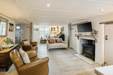 1 Church Place Sitting Room.jpg