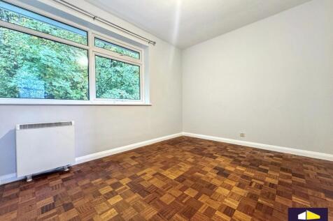 Mountside, Church Hill, Caterham, CR3 photo 3