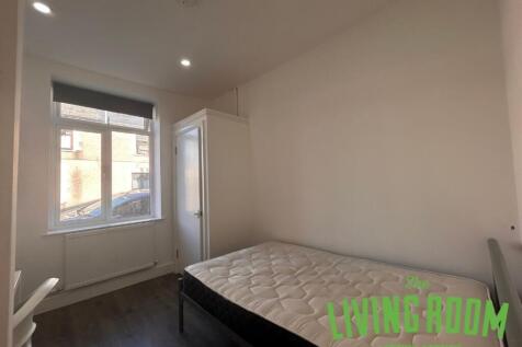 Coburn Street, Cardiff,  photo 4