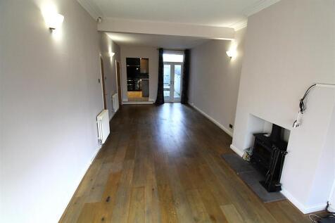 Lake View, Crown Lane, Horwich, Bolton photo 4