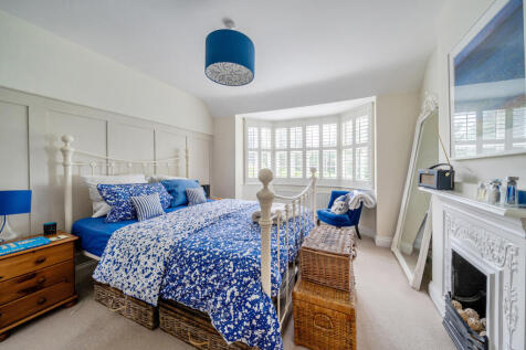 1305531-2-68494a5...