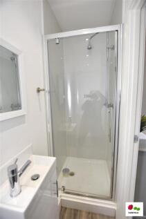 Room 8, 17 Barlow h.jpg