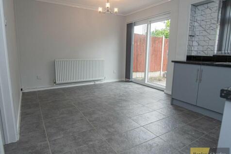 Walcot Drive, Great Barr, Birmingham photo 4