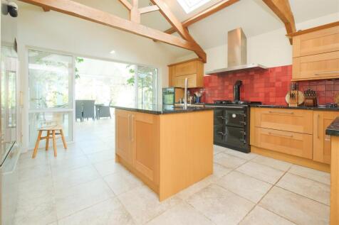 Parry Firs Indoors-9.jpg