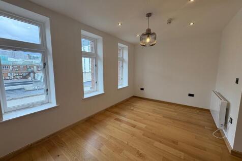 Apt 11, The Market Place, New Market Street, Leeds, LS1 6DG photo 4