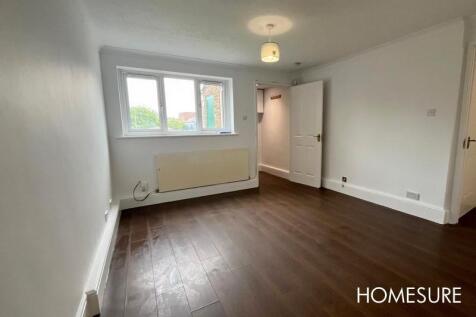Humber Close, Liverpool, L4 photo 3
