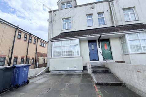 Refurbished 2 Bedroom Flat To Let Dudley DY1