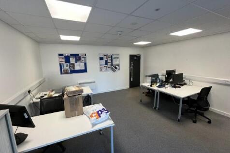 Unit 2 Cooper Road, Thornbury