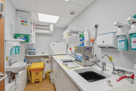 Retail Property (high street) for sale Image 8