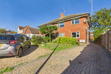 2 bed maisonette for sale Headley Road, Woodley R
