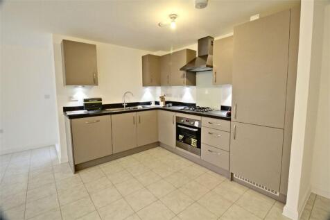 Summers Hill Drive, Papworth Everard, CB23 photo 2