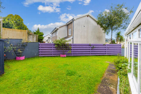 A05 - 11 Saffron Park Kingsbridge - 260413