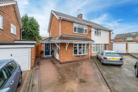 Willenhall, WV12 - property photo