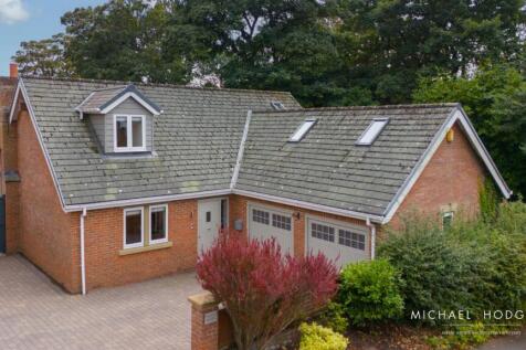 Silksworth Hall Drive-01.jpg