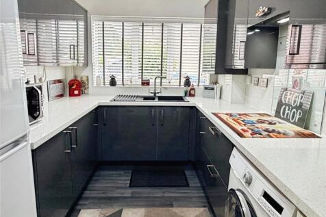 Modern Kitchen