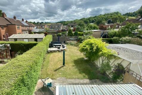 Mirfield, WF14 - property photo