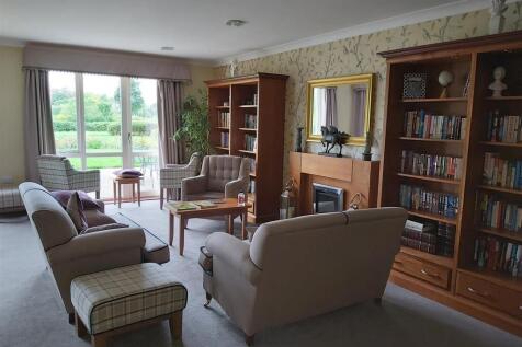Communal downstairs lounge.jpg