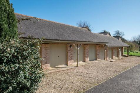 Garage_Threshers, 5a Coleridge Barn, Chillington