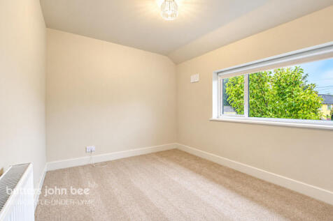 Bagots Oak, STAFFORD photo 4