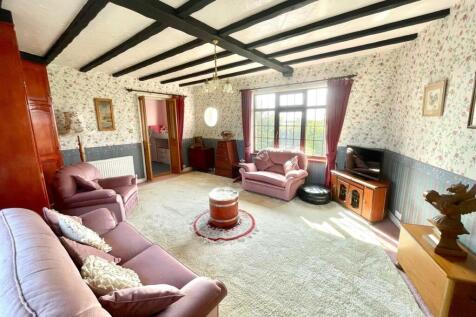 1st Floor Sitting Room