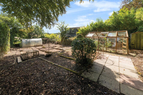 1344036-38-68b1bf7588f61-ARW