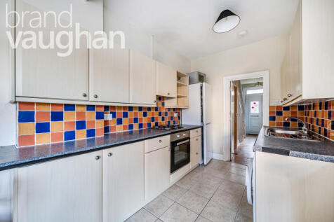 Coombe Road, Brighton, East Sussex, BN2 photo 2