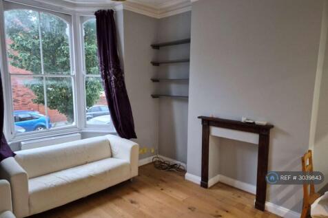Haselrigge Road, London, SW4 photo 3