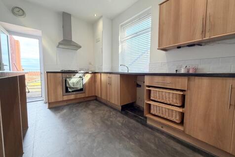 High Street West, Redcar, Redcar And Cleveland photo 5