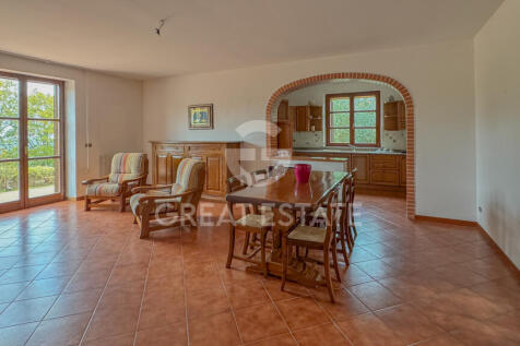 Interno