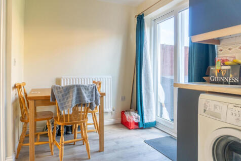 Keswick Close, Leicester photo 4