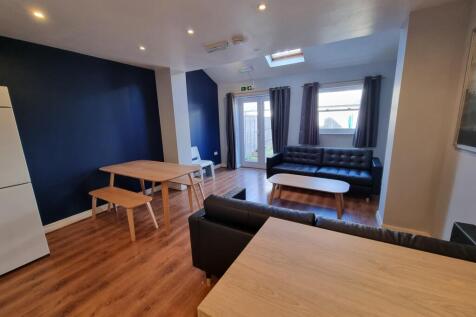 44 Gordon Street, Leamington Spa photo 3