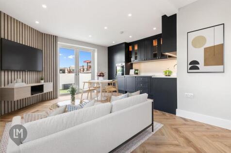 Living/dining/Kitchen