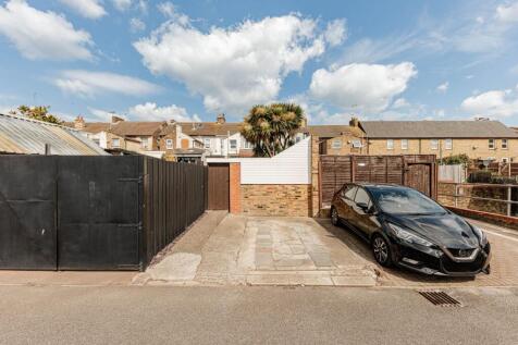 Rear parking (1)