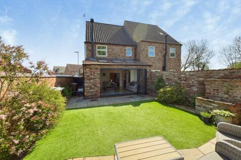 Lincoln, LN6 - property photo