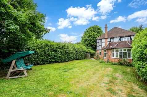 WOODCOTE HURST (13).jpg